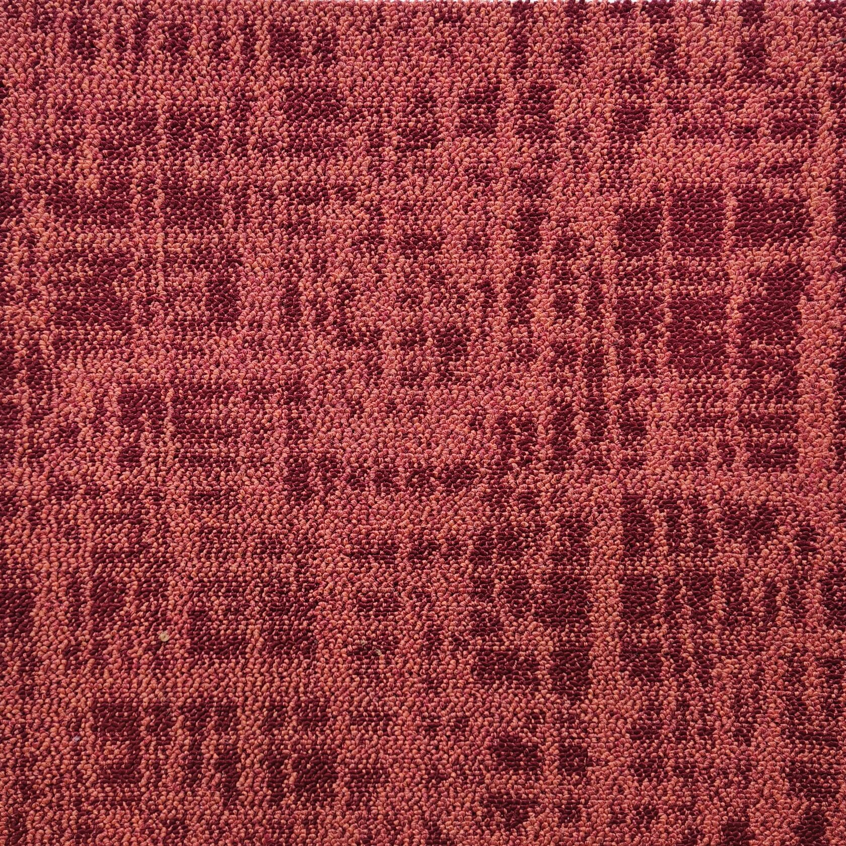 Ковровое покрытие "Bonkeel" Soul One Red (ширина 4м) — купить в Туле